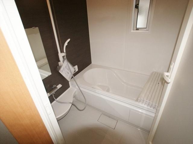 Bathroom. Easy even your laundry on a rainy day in a ventilated dry with machine bathroom