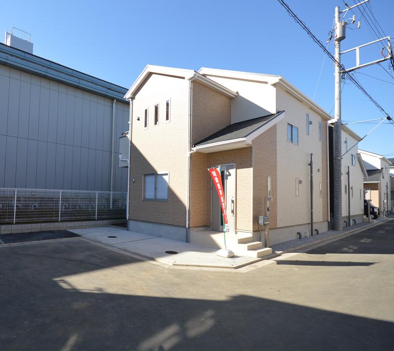 Local appearance photo. 15 Building Exterior Photos