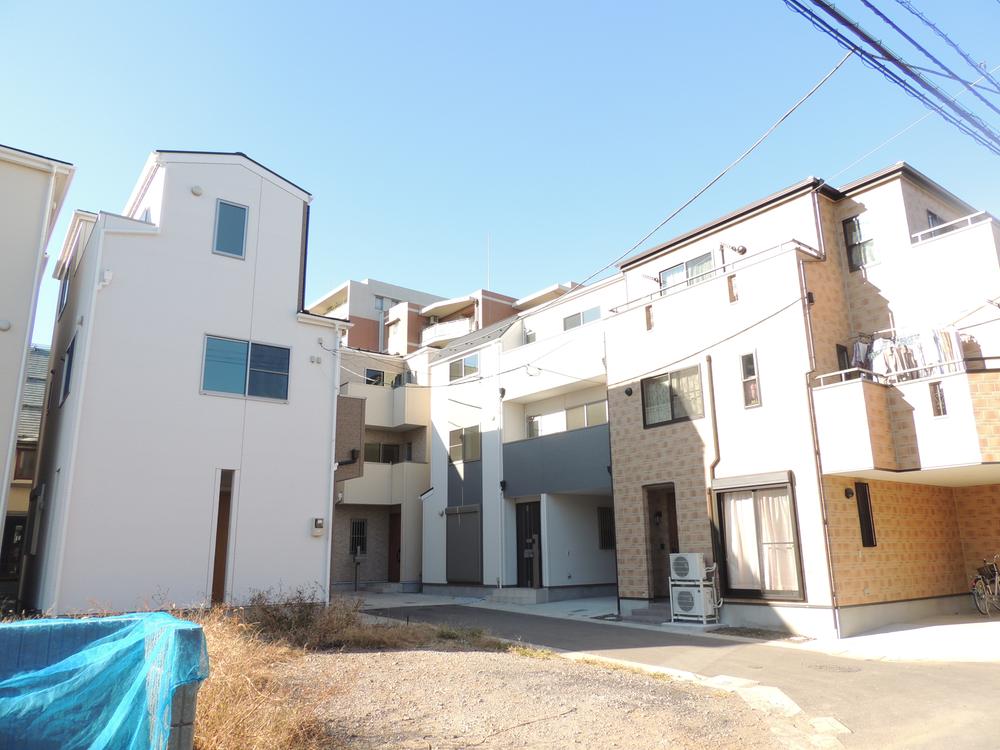 Local appearance photo. local