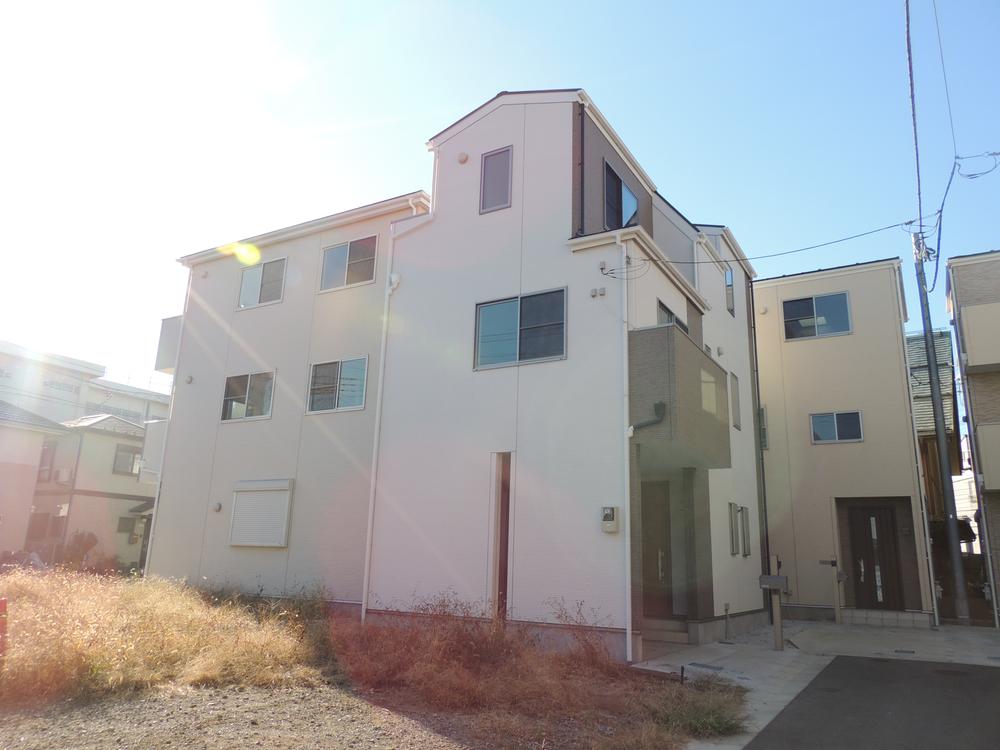 Local appearance photo. local