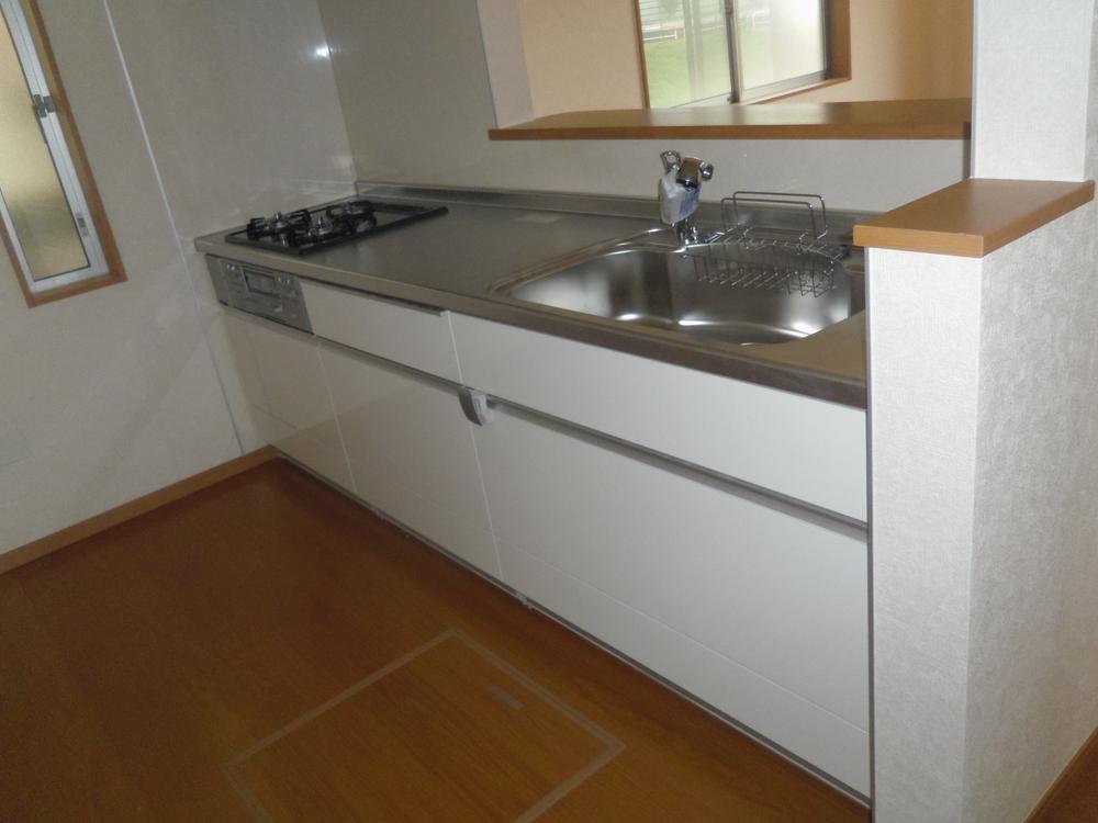 Same specifications photo (kitchen)