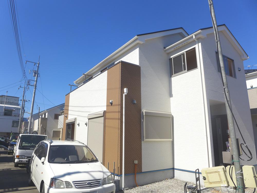 Local appearance photo