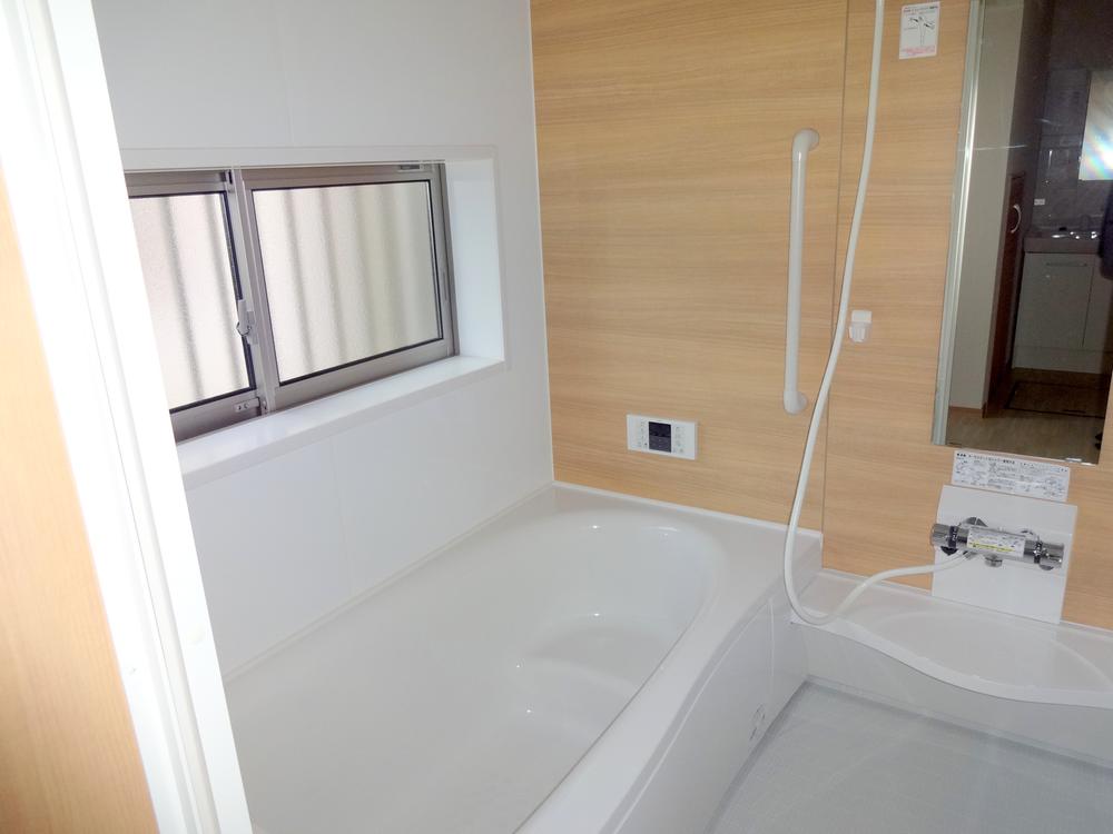 Bathroom. Indoor (11 May 2013) Shooting