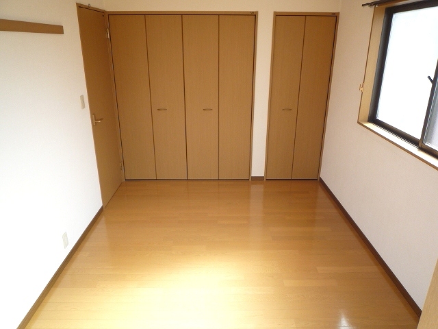 Other room space. Housed plenty of Western-style