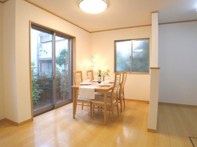 Same specifications photos (living). Living room (complete construction cases)