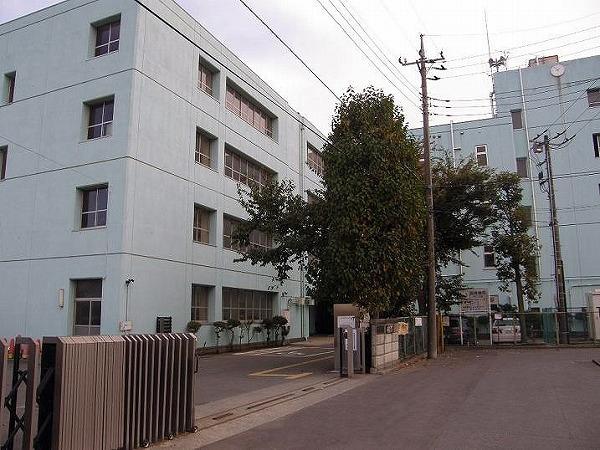 Junior high school. 1500m until the fifth junior high school