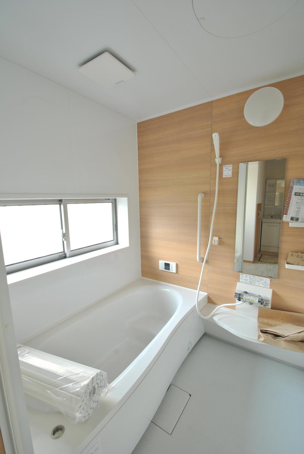 Bathroom. Indoor (11 May 2013) Shooting