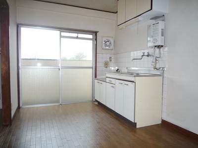 Living and room. Dining space