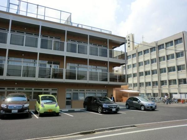 Hospital. 500m to Oizumi hospital (7-minute walk)