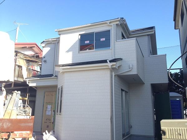 Local appearance photo. Off-site (December 2013) shooting scaffold, Atmosphere is now possible to see. 