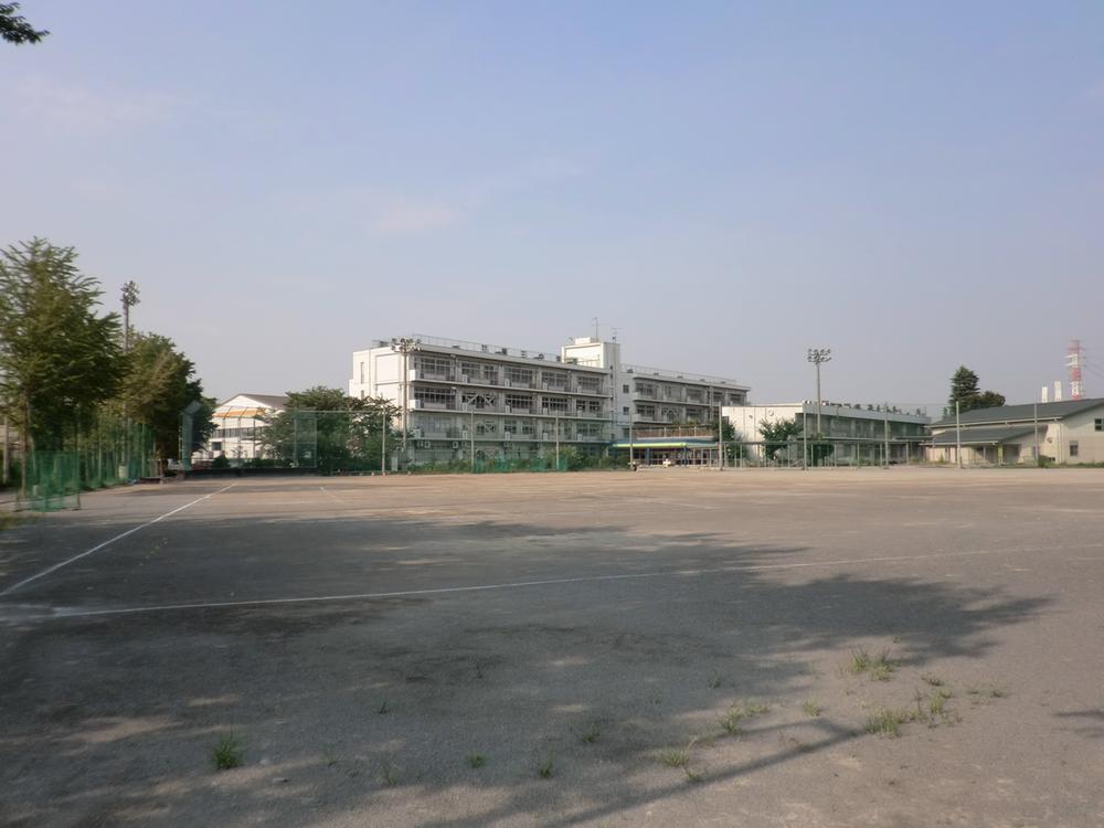 Junior high school. Niiza Tatsudai 1661m until the third junior high school