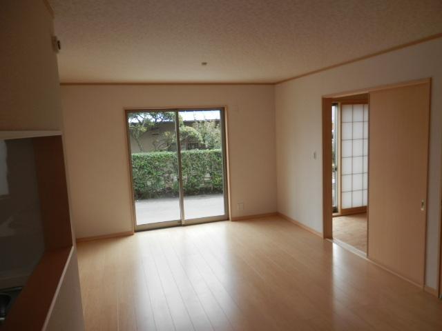 Living. Indoor (10 May 2013) Shooting