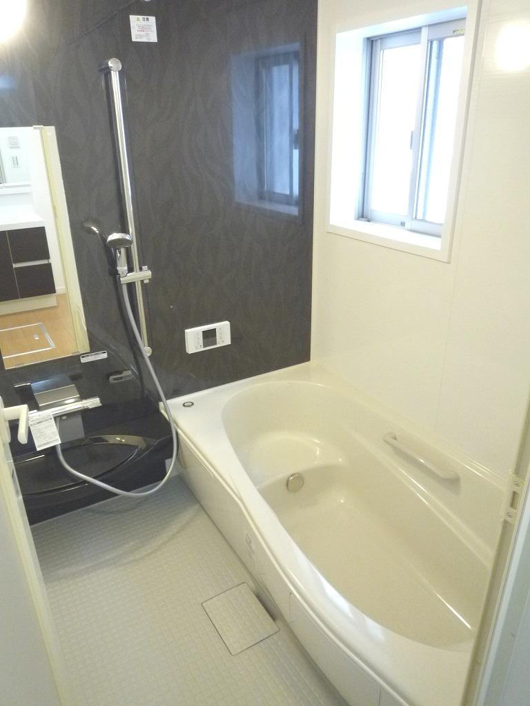 Bathroom. Economic unit bus add-fired function with (A Building)