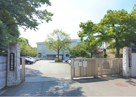 Primary school. Owada up to elementary school (elementary school) 1100m