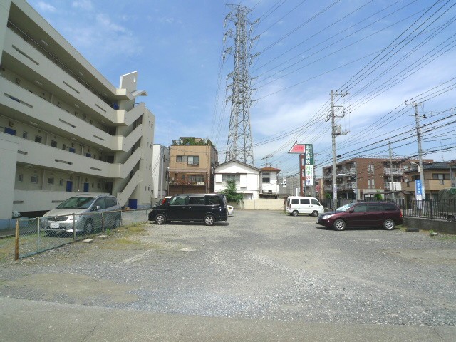 Parking lot