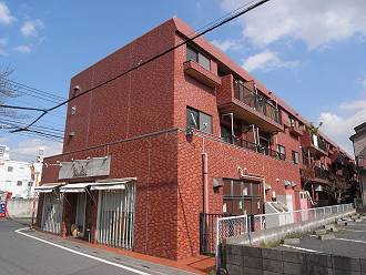 Building appearance. Intermediate fee, Renewal fee, Without key money, It is profitable!