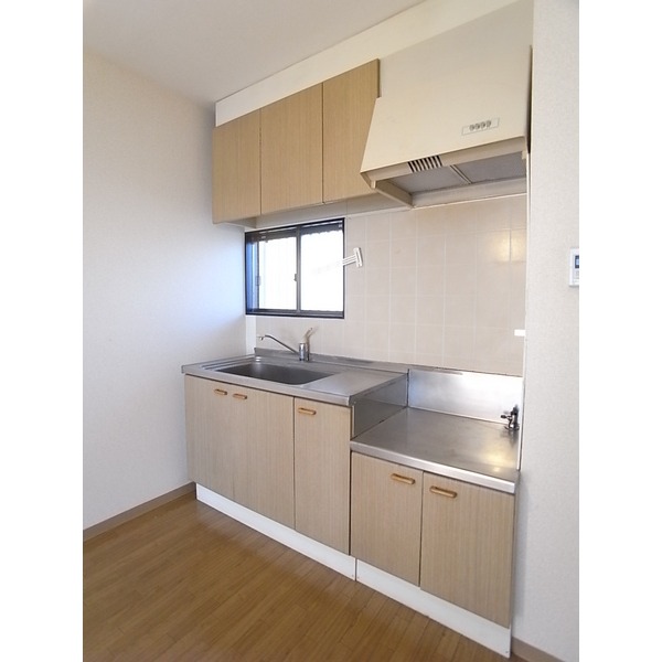 Kitchen. It is a city gas