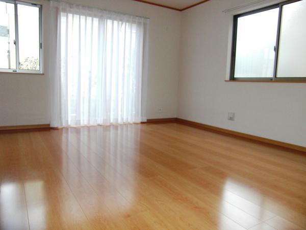 Living. Living-dining