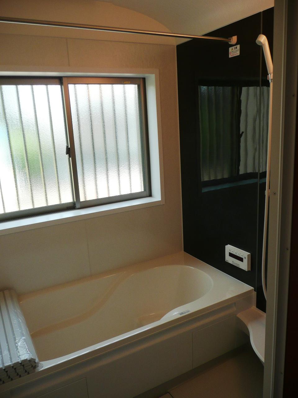 Bathroom. Indoor (10 May 2013) Shooting