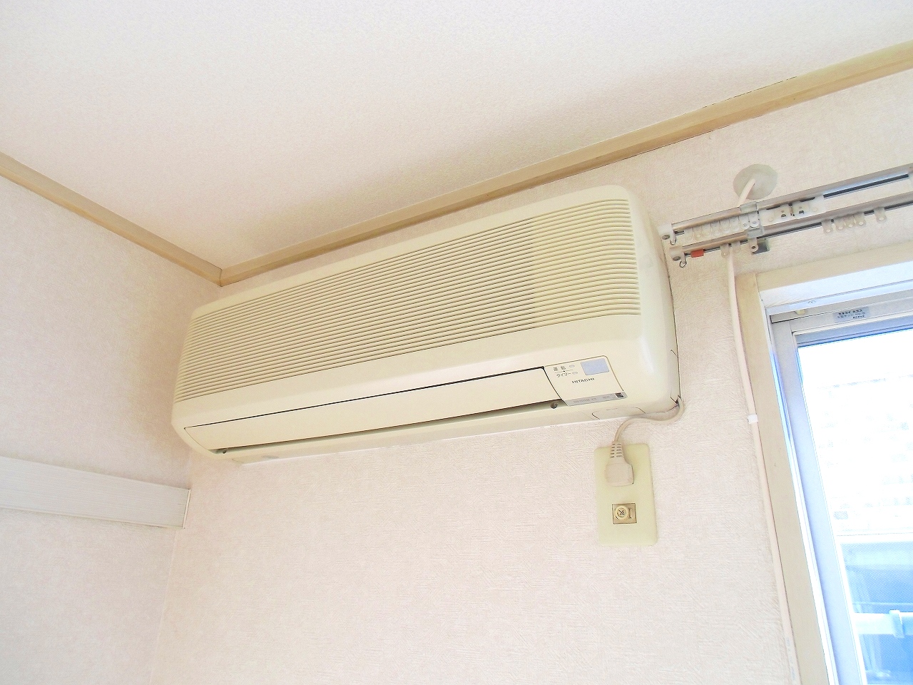 Other Equipment. It comes with air conditioning.