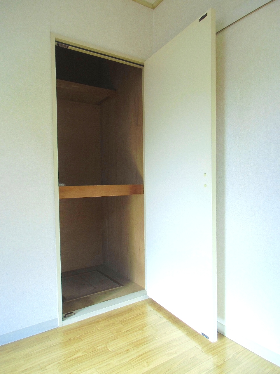 Receipt. Depth is a there there is a storage capacity storage