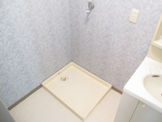 Other room space. Bedroom