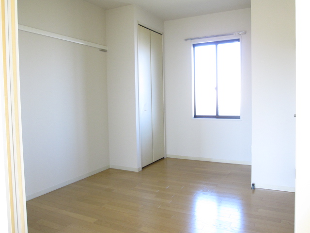 Other room space. Western-style 5 Pledge