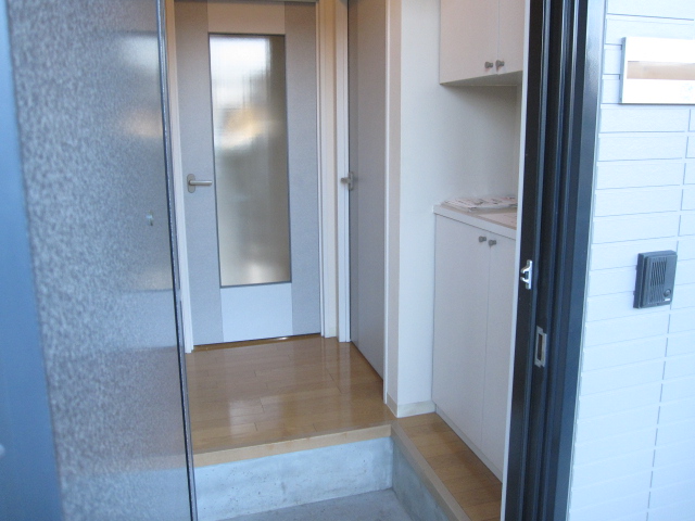 Entrance. Internal front as seen from the front door