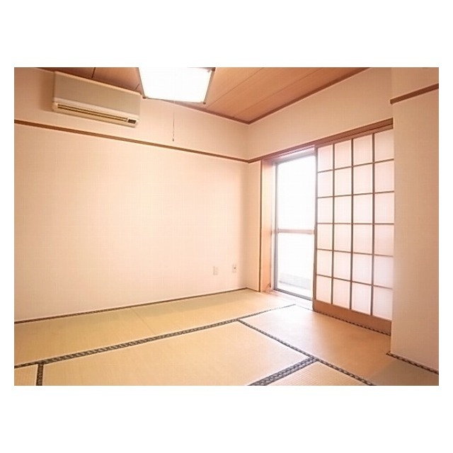 Other room space. Japanese-style room 6 quires
