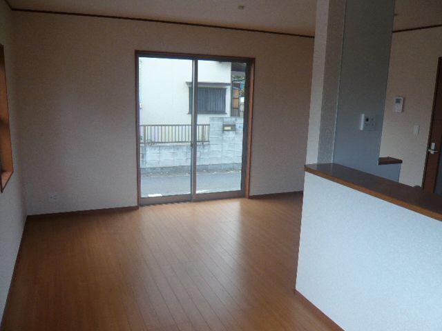 Living. 15 Pledge of LDK