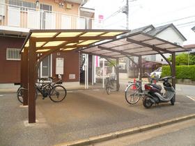 Other common areas. Bicycle parking lot with a roof (bicycle parking free)