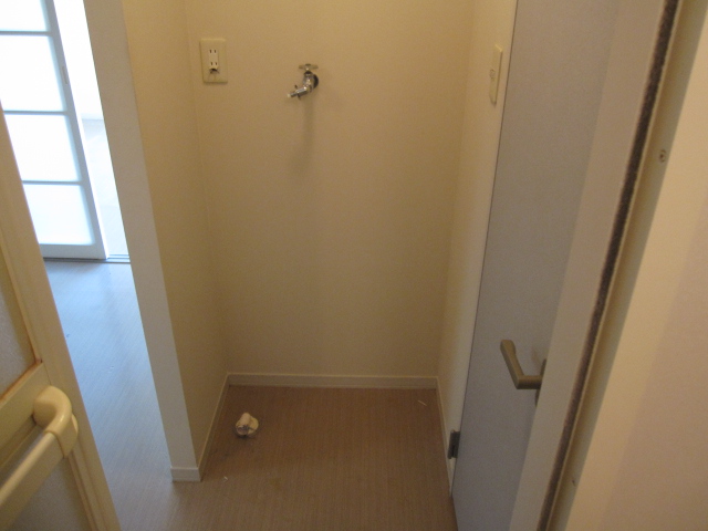 Other. Indoor Laundry Storage