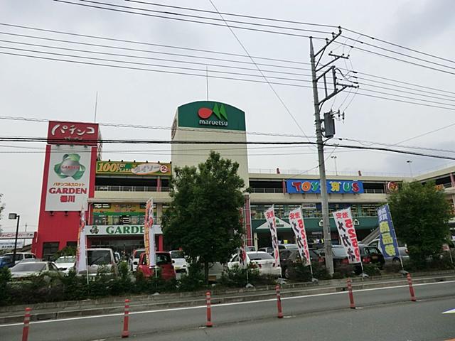 Shopping centre. Mametora shopping to the center 720m