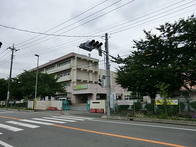 Primary school. Okegawa Municipal Okegawa 620m to East Elementary School