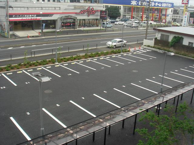 Parking lot