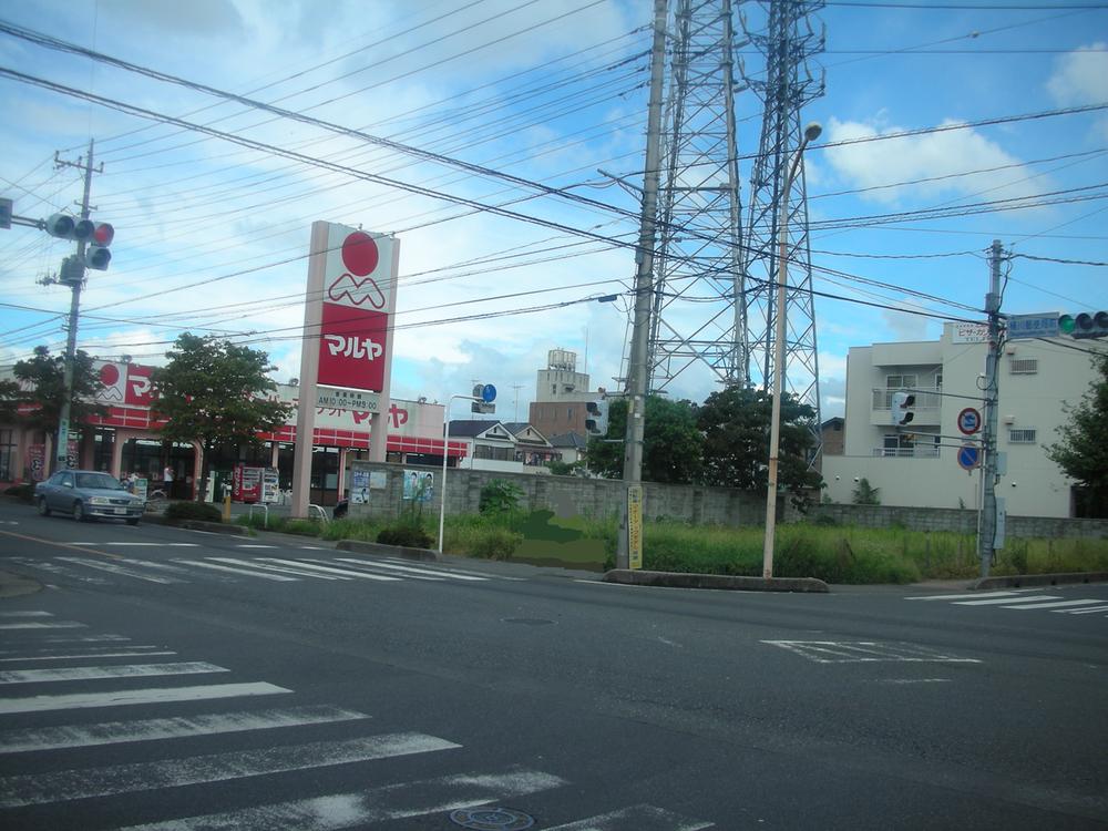 Supermarket. Mallya to Okegawa shop 662m