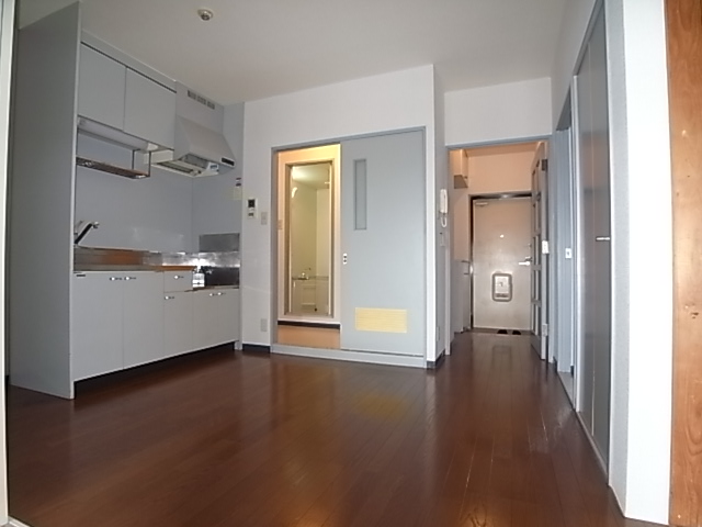 Kitchen. living reference