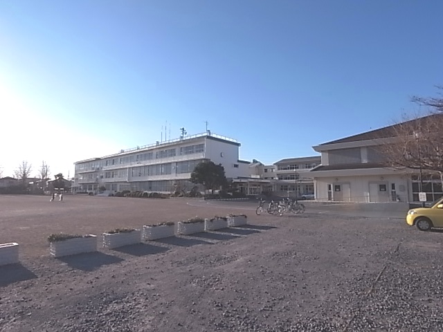 Primary school. 520m to Okegawa Municipal Okegawa elementary school (elementary school)