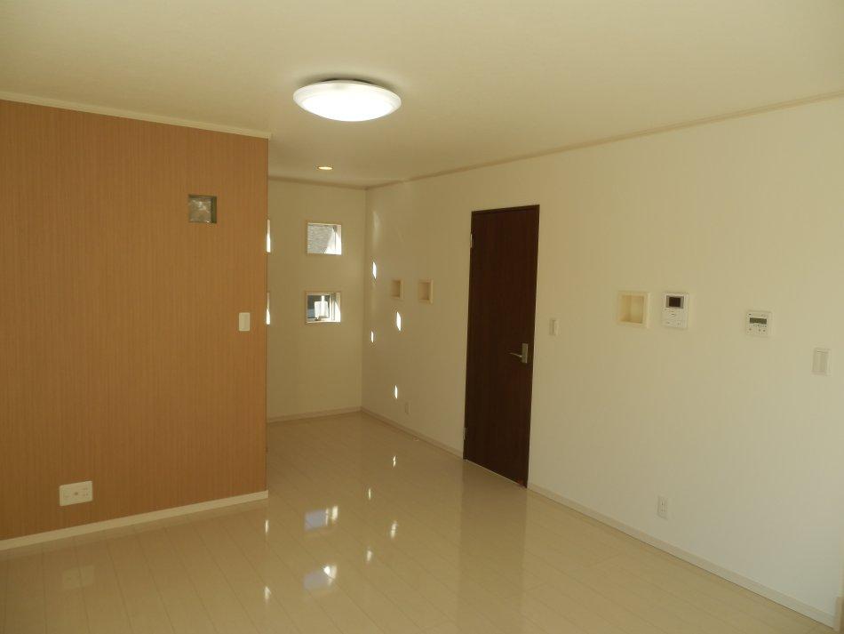 Living. Indoor (11 May 2013) Shooting