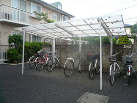 Other common areas. Bicycle parking lot with a roof (bicycle parking free)