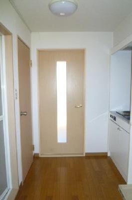 Entrance. Entrance → Kitchen