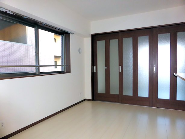 Living and room. Bright living room also close the sliding door of a Western-style through the light