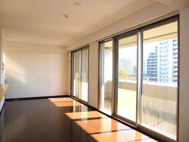 Living and room. Sun sun sun from one side south ・ ・ ・ Bright and airy living