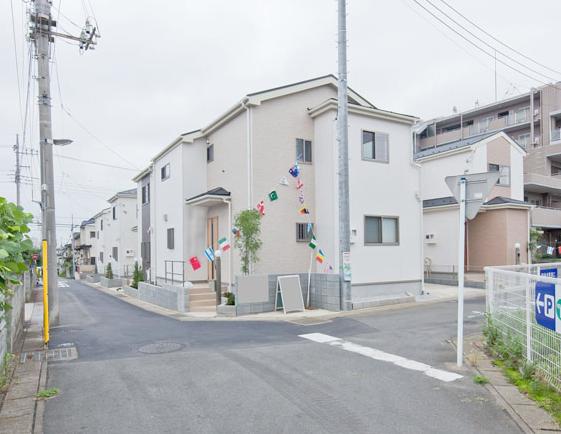 Local photos, including front road