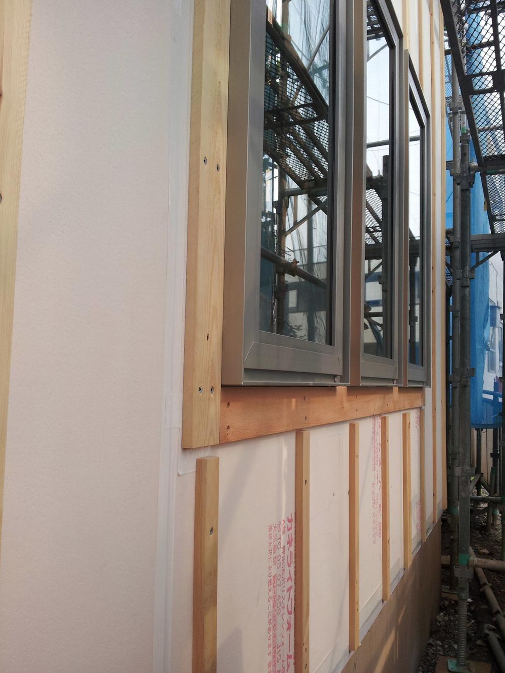 Construction ・ Construction method ・ specification. It also prevents also prevent condensation hot air and cold air in that there is a ventilation layer between the exterior material