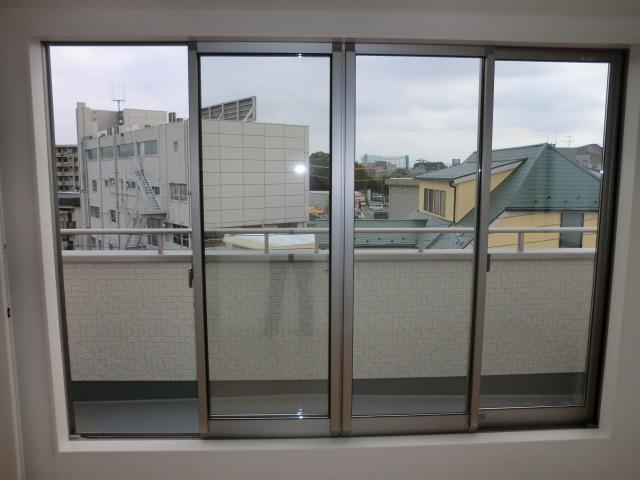 Living. Indoor (10 May 2013) Shooting