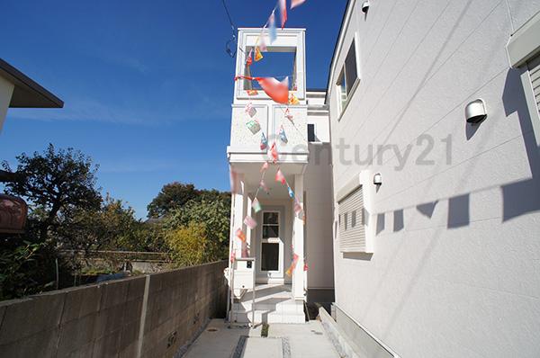 Local appearance photo. Local (11 May 2013) Shooting B Building