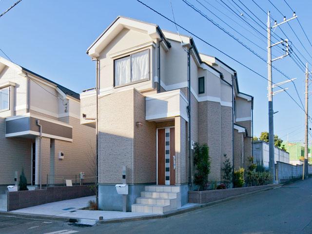 Local appearance photo. ■ 1 Building _4380 ten thousand! Two-story! Corner lot! Popular face-to-face kitchen!