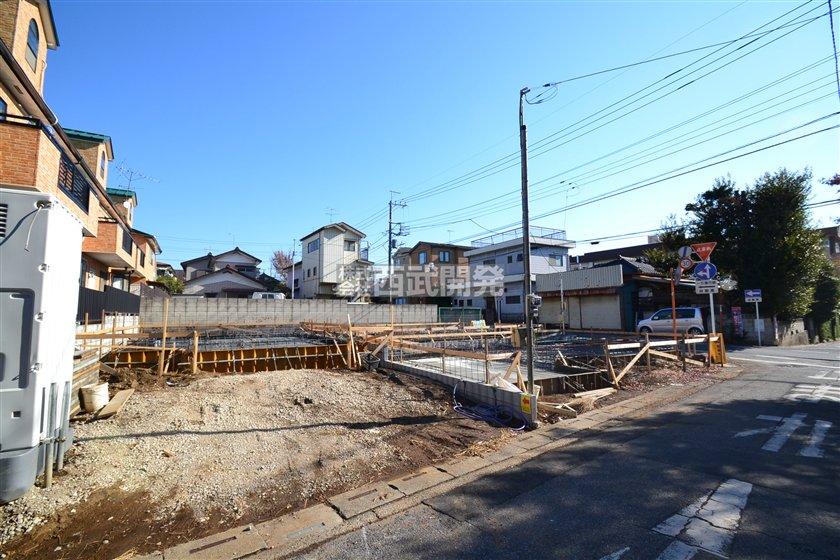 Local appearance photo. Local (12 May 2013) Shooting