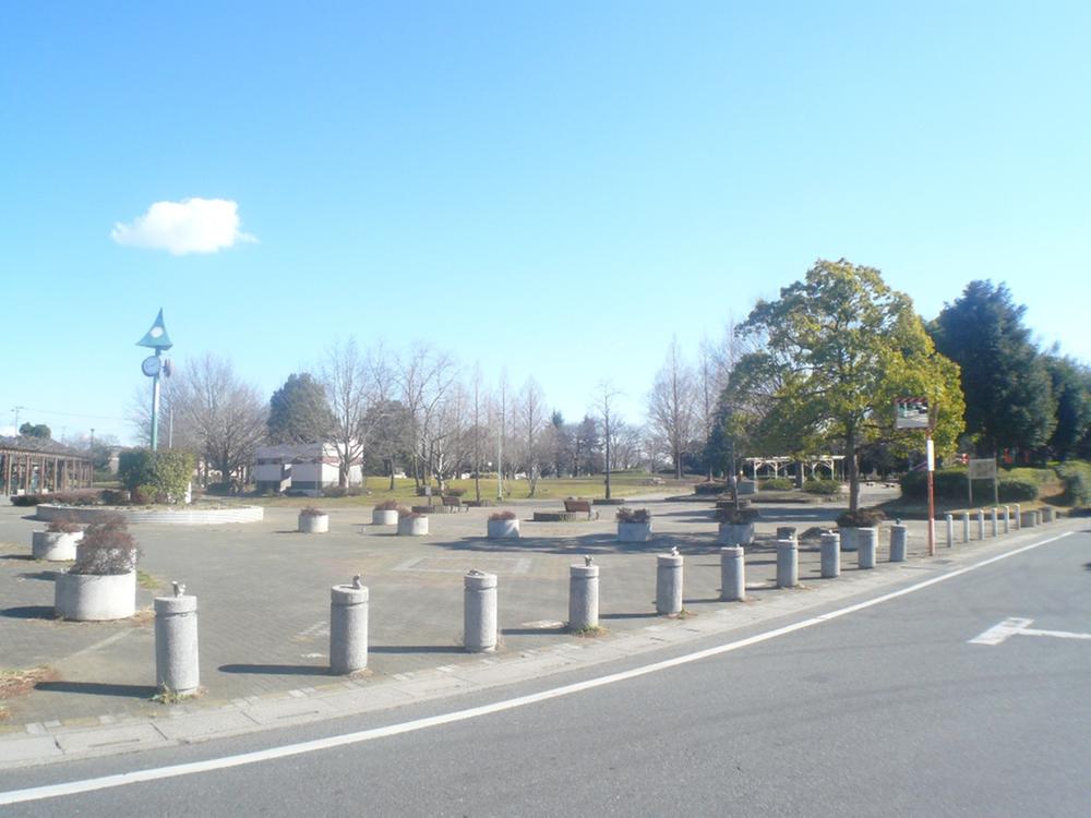 park. 658m to Hachioji park